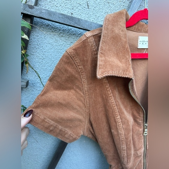 Alice + Olivia Gorgeous Wide Leg Jumpsuit in Camel - Picture 7 of 12